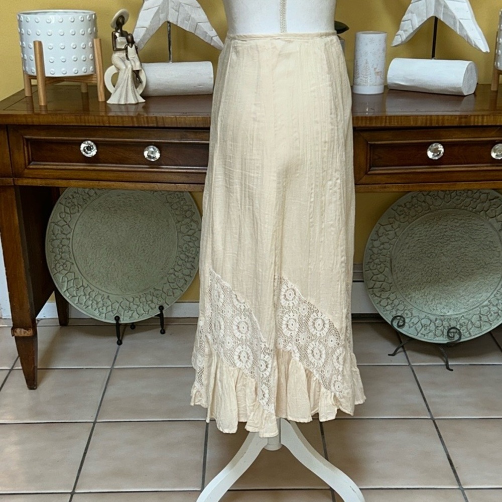 Apt. 9 Women Ivory Lace Floral Embroidered Whimsy Cottage Core Midi A Line Skirt - Picture 5 of 7